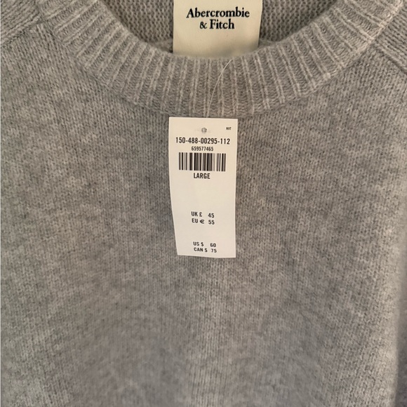Abercrombie Madeline Sweater NWT - Picture 2 of 2
